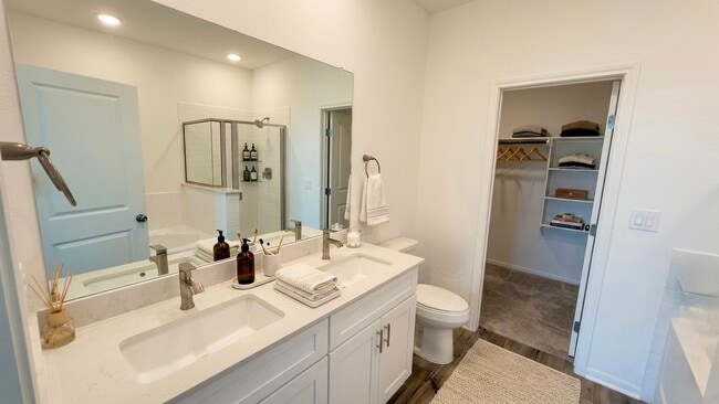 Building Photo - 7123 Glennwick Grv Ln