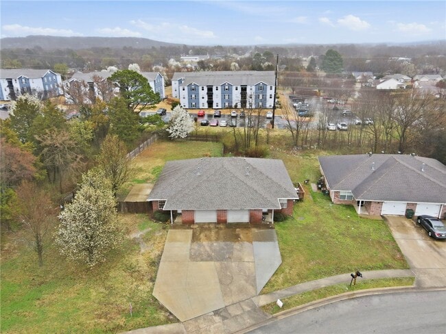 Building Photo - 932 S Curtis Ave