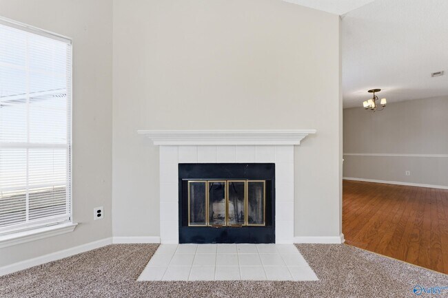 Building Photo - 2504 Reabok Cir SW