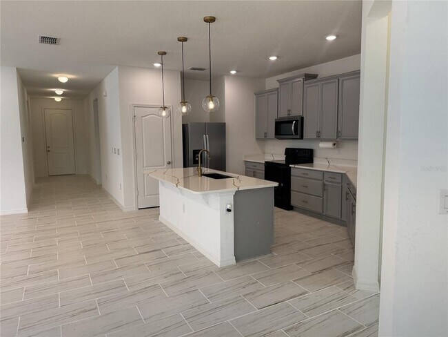 Building Photo - 279 Sunfish Dr