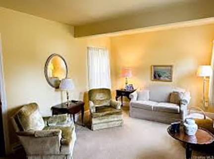 Building Photo - 18 Wildwood Dr