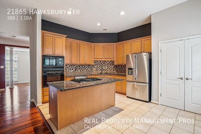 Building Photo - 21865 Hawksbury Terrace