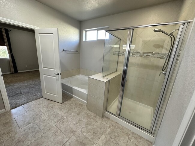 Building Photo - 531 San Carlos Dr