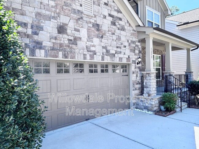 Building Photo - 1259 Magnolia Row Trail