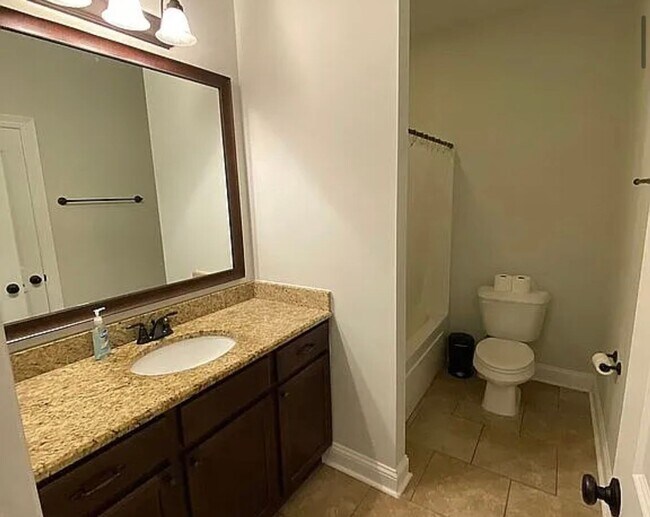 Building Photo - Cypress Bend- 4 bedroom!