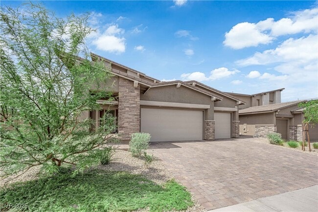 Building Photo - 195 Vander Rdg St