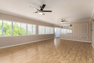 Building Photo - Renovated Urban Penthouse in Downtown Phoe...
