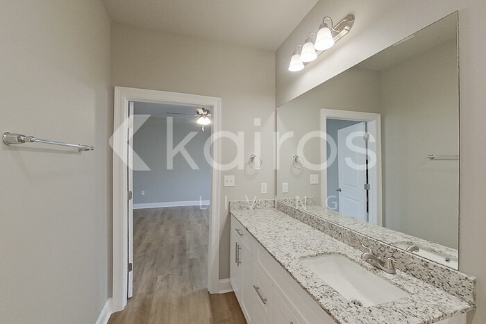 Building Photo - 22834 Balsam Dr