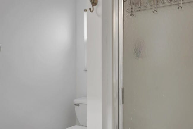Building Photo - 444 Island View Cir