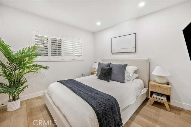 Building Photo - 25266 Pacifica Ave