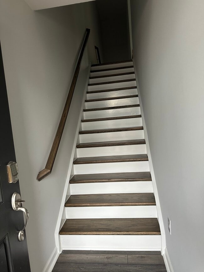 Building Photo - 1104 Crossvine Trl