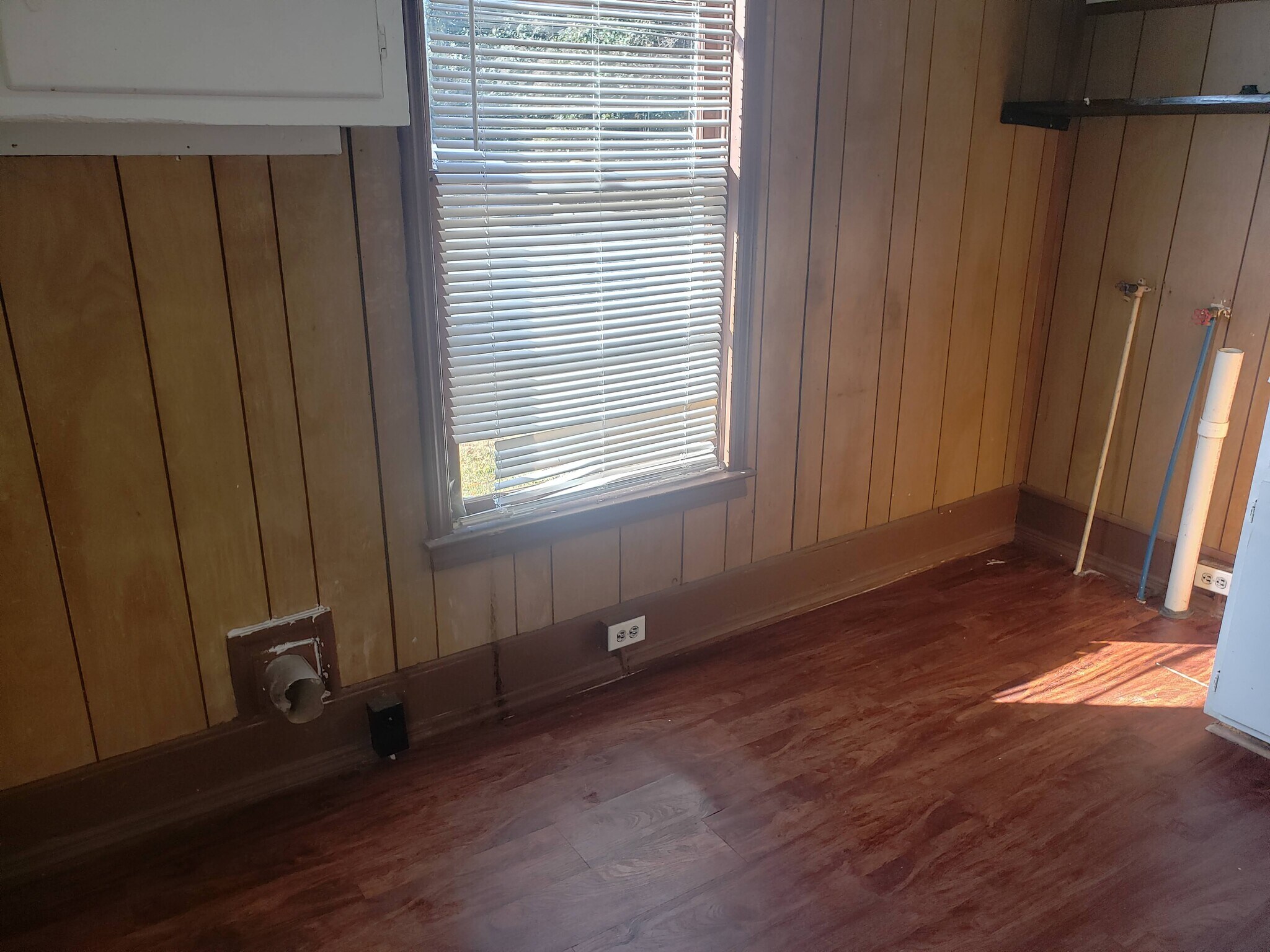 Building Photo - 31 Perry Ave