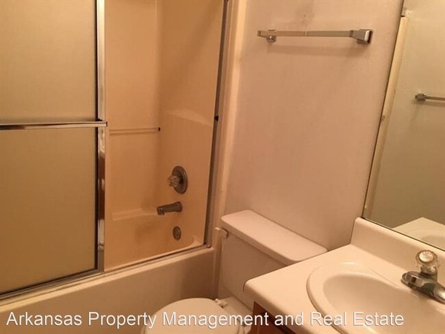 Building Photo - 3 br, 2.5 bath House - 29 Edgehill Cv.