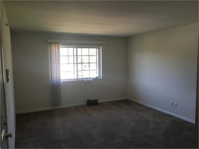 Building Photo - 816 E 38th Pl