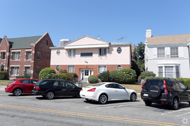 Building Photo - 637 S Dunsmuir Ave