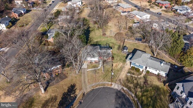 Building Photo - 7114 Xavier Ct