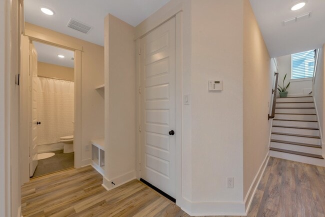 Building Photo - 10927 Keaton Landing Dr