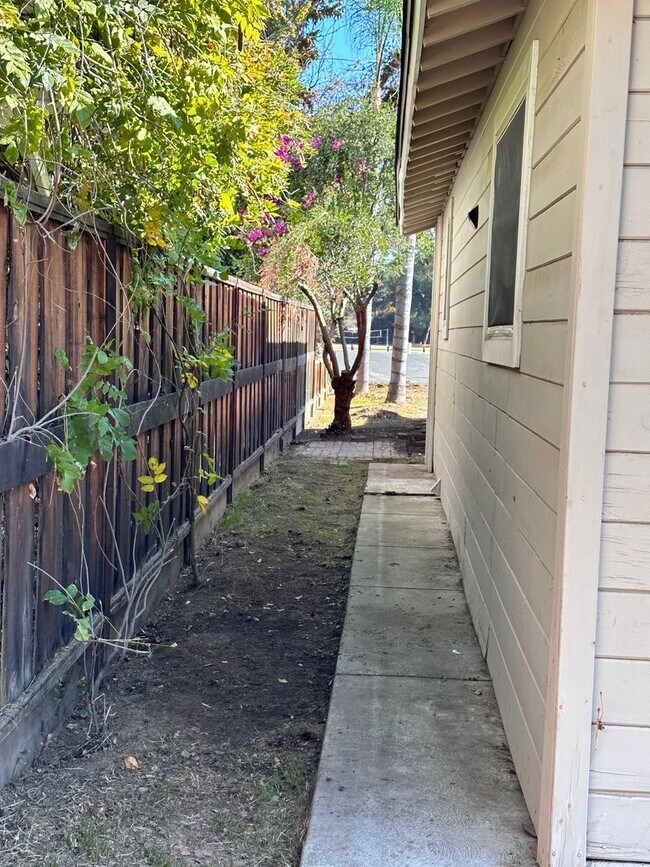 Building Photo - Available Soon!