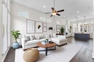 Building Photo - 9635 Riddlewood Ln