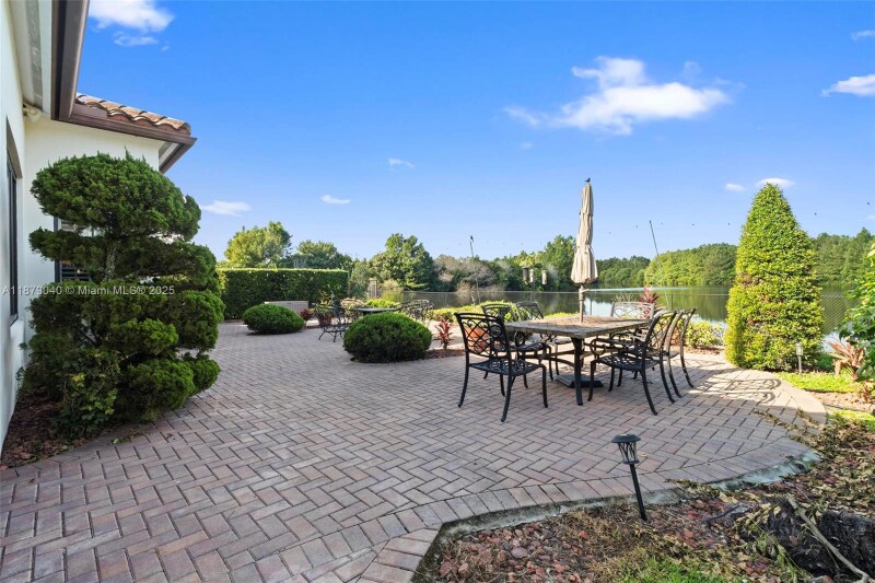 Building Photo - 3190 NW 84th Way