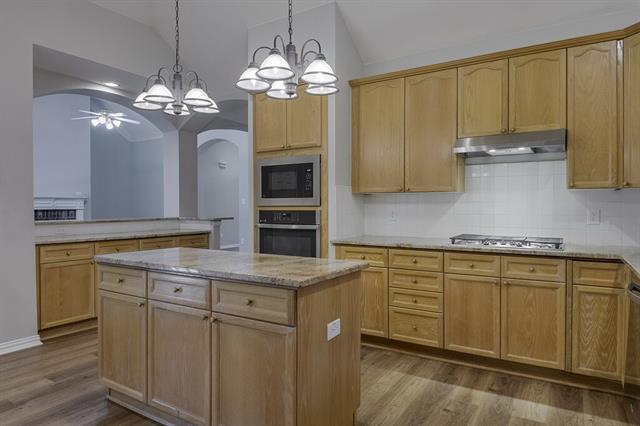 Building Photo - 1208 Crepe Myrtle Dr