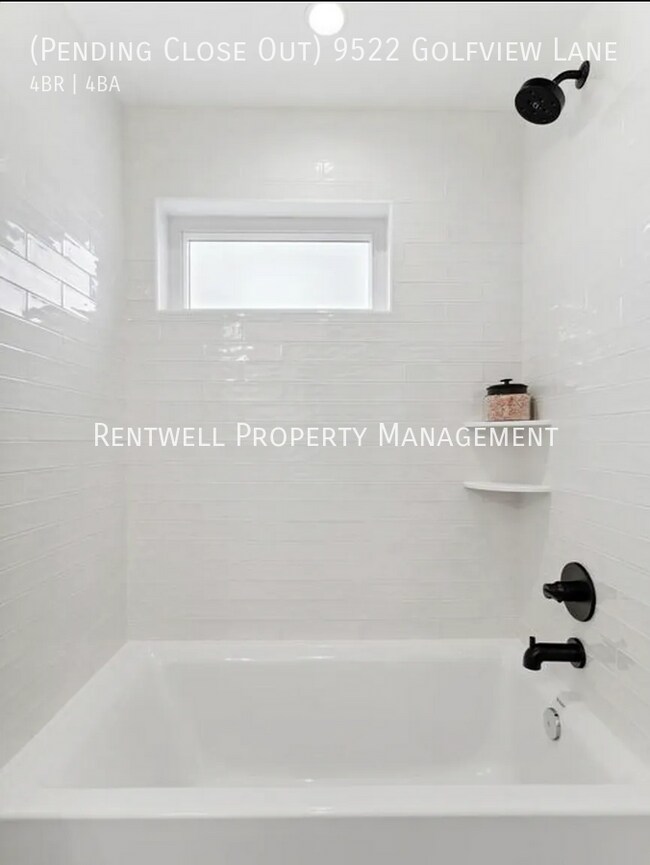 Building Photo - 9522 Golfview Ln