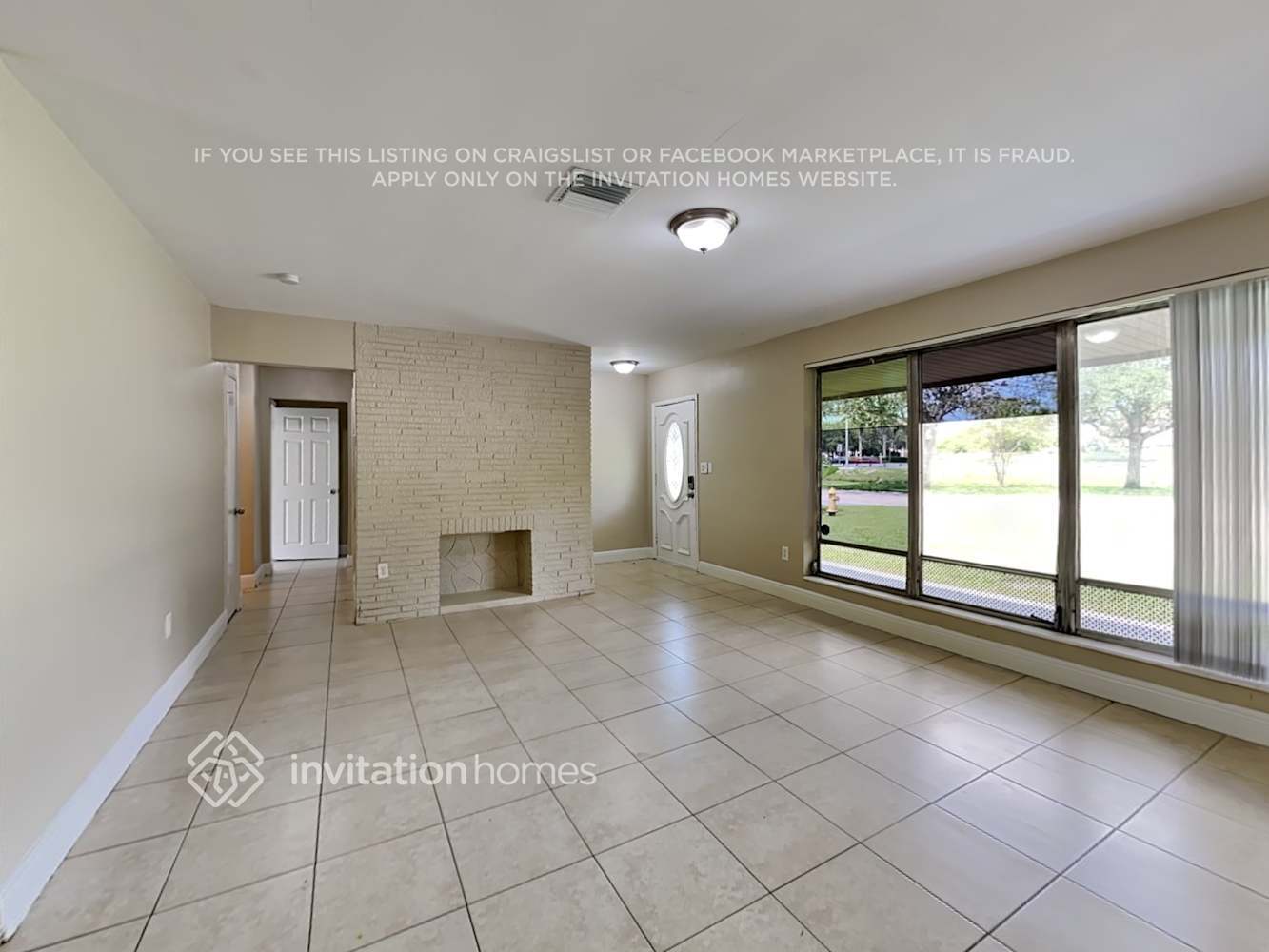 Building Photo - 2411 Utopia Dr