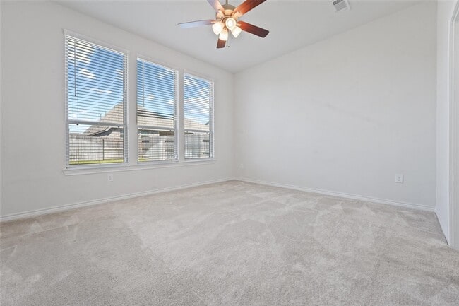 Building Photo - 7203 Buckthorn Holw Trl