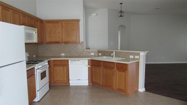 Building Photo - 1510 Ridgewood Dr