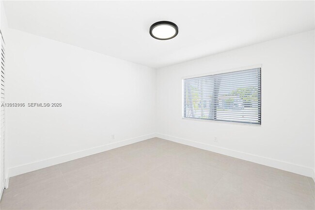 Building Photo - 11835 SW 37th St
