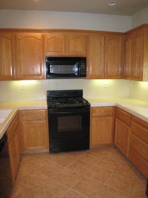 Building Photo - Browns Valley 3/2 located in a gated commu...