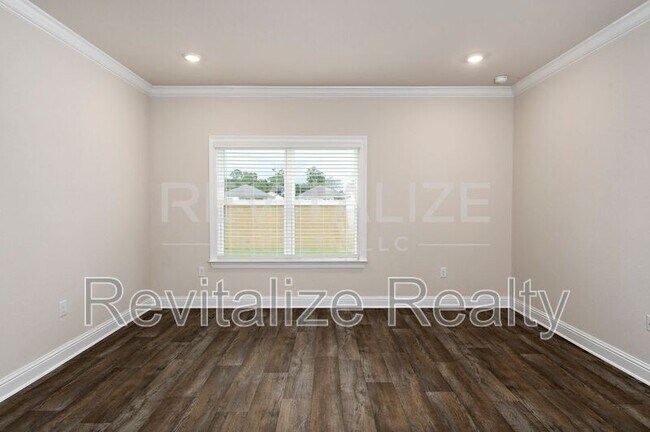 Building Photo - 14543 Dayton Cir