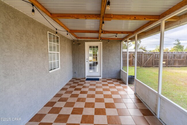 Building Photo - 1103 Mississippi Ave