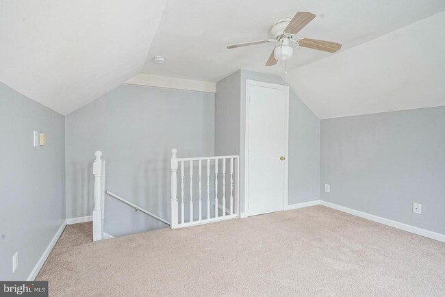 Building Photo - 89 Main St