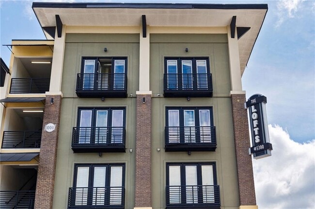 Building Photo - 5300 Peachtree Rd