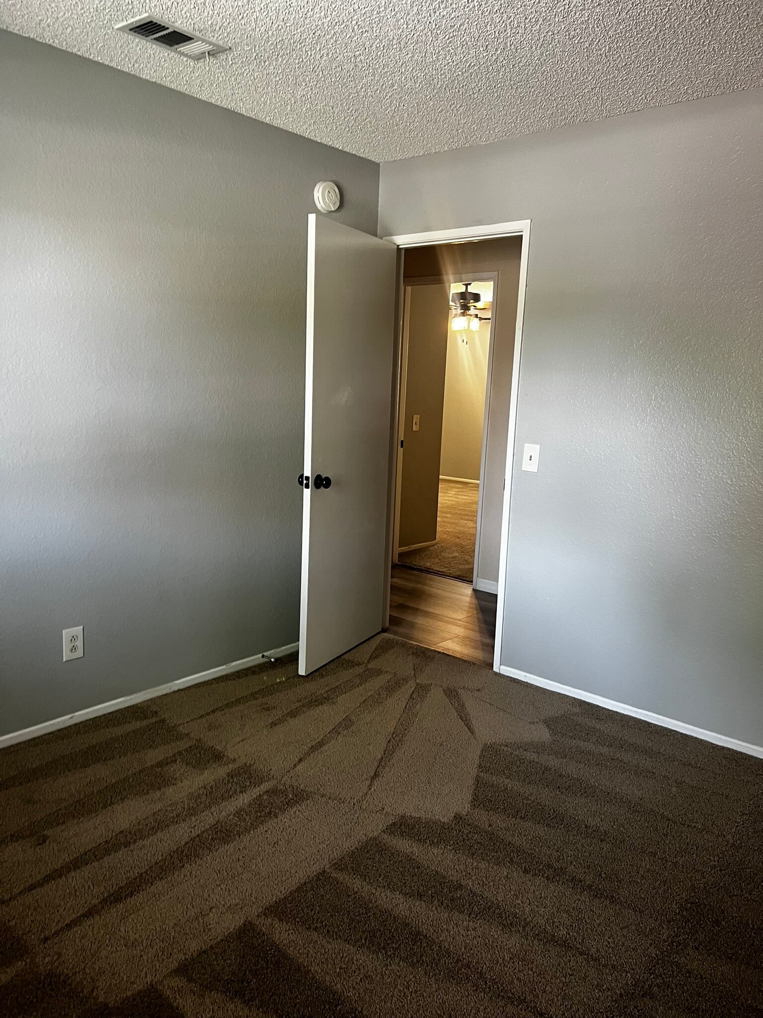 Building Photo - 2716 W Avenue K4