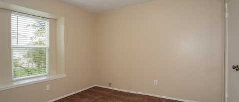 Building Photo - 7302 Thicket Trail Dr