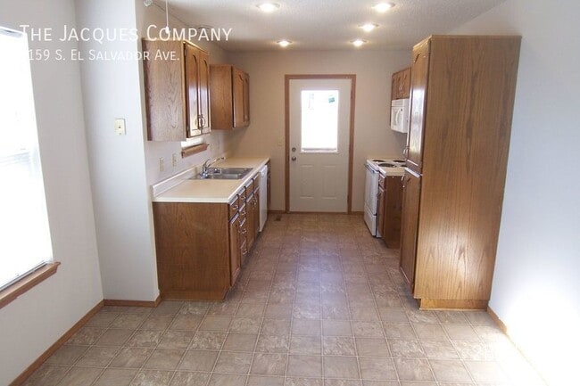 Building Photo - 4159 S El Salvador Ave