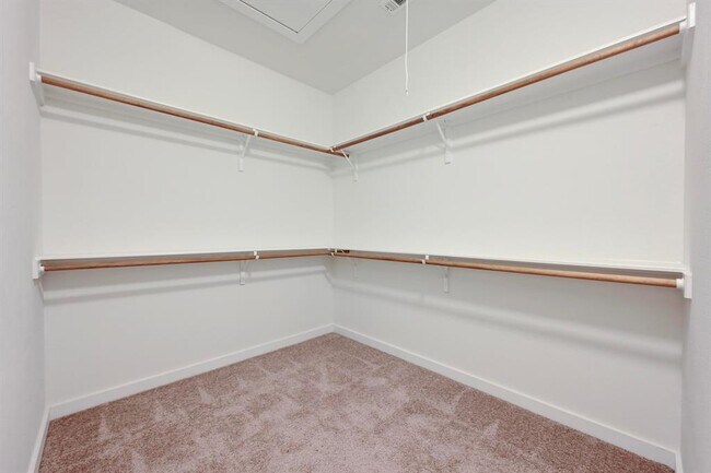 Building Photo - 8901 Parker Ranch Cir