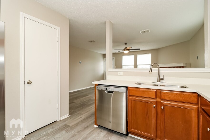 Building Photo - 716 Tuscany Trail