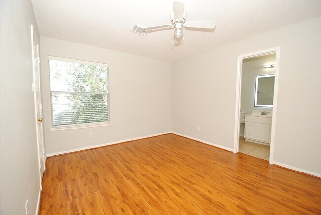 Building Photo - 1115 Oxford Mills Ln