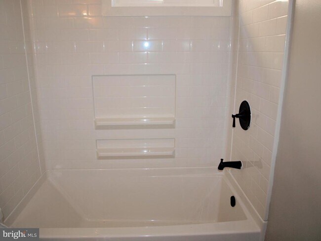 Building Photo - 12 W Wayne Terrace