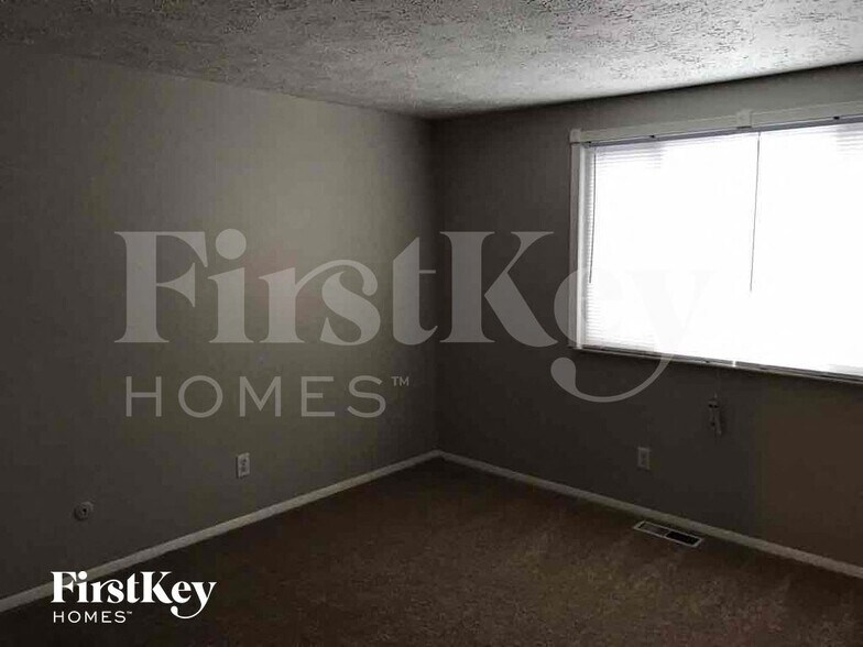 Building Photo - 5901 Pemberly Dr