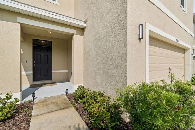 Building Photo - 17053 Oval Rum Dr