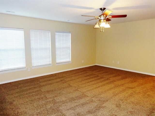 Building Photo - 1131 Moss Grove Dr