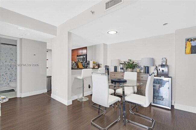 Building Photo - 770 Claughton Island Dr