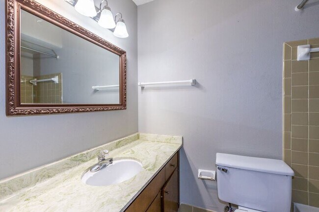 Building Photo - 6125 S Troost Ave