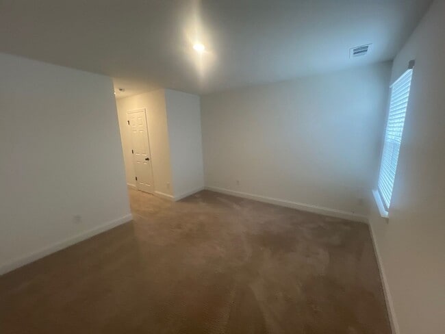 Building Photo - 312 Traywick Pl