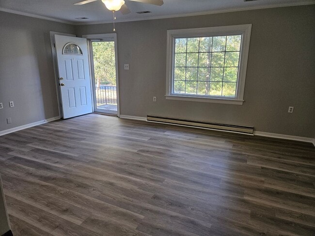 Building Photo - Charming Updated 3 Bedroom Home with Large...