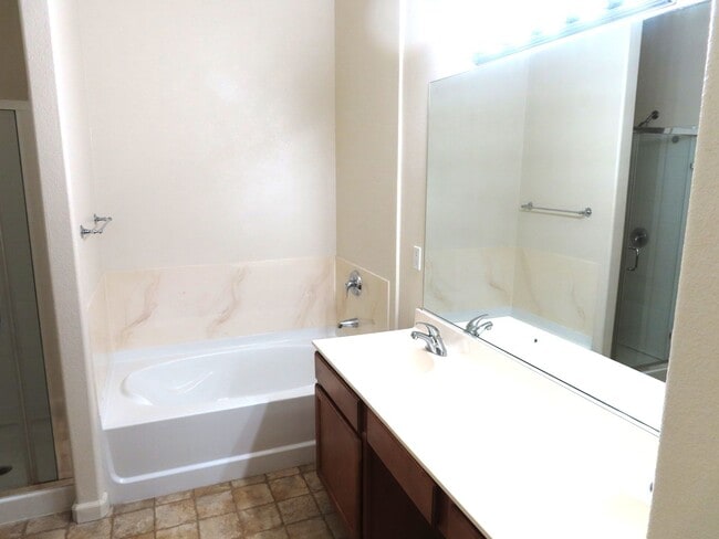 Building Photo - 9050 Double R Blvd